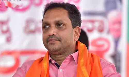 നരബലി: മതഭീകരവാദികളുടെ ശൈലിയിൽ നടന്ന കൊലപാതകം; അന്വേഷിക്കണം -കെ.സുരേന്ദ്രൻ നരബലി: മതഭീകരവാദികളുടെ ശൈലിയിൽ നടന്ന കൊലപാതകം; അന്വേഷിക്കണം -കെ.സുരേന്ദ്രൻ