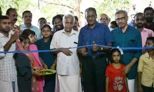 വീടുകളിൽ നിന്നും വ്യക്തികളിൽ നിന്നും ശേഖരിച്ചത് 1300ഓളം പുസ്തകങ്ങൾ; അരീച്ചോല വായനശാല നാടിന് സമർപ്പിച്ചു