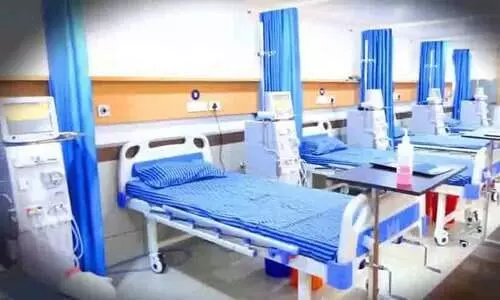 ലോകം നരഭോജികളുടേതൊന്നുമല്ല; വൃക്കരോഗിയുടെ ഹൃദയം കവർന്ന മനുഷ്യരുടെ കഥ പങ്കുവെച്ച് ഫിസിയോ തെറപ്പിസ്റ്റ്