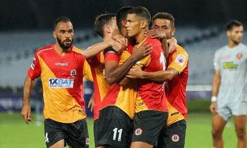 ക​ളി​തീ​രാ​ൻ സെ​ക്ക​ൻ​ഡു​ക​ൾ ബാ​ക്കി​നി​ൽ​ക്കെ ഗോളടിച്ച് ബേഡിയ; ഈ​സ്റ്റ്ബം​ഗാ​ളി​നെ കീ​ഴ​ട​ക്കി​ ഗോ​വ