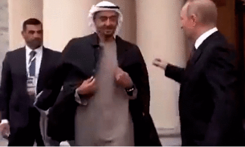 യു.എ.ഇ ഭരണാധികാരിക്ക് സ്വന്തം ജാക്കറ്റ് സമ്മാനിച്ച് റഷ്യൻ പ്രസിഡന്‍റ്