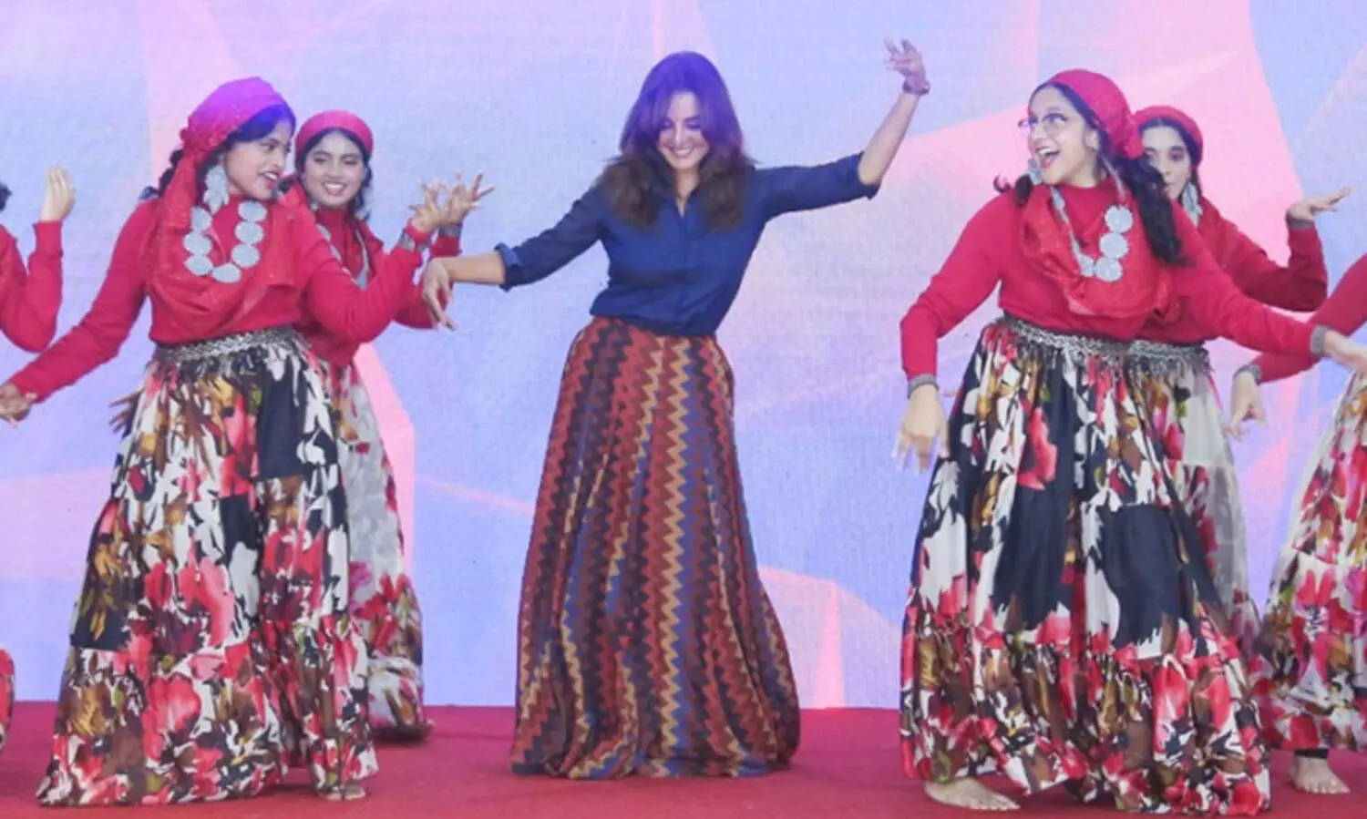 ആയിഷ ലോഞ്ചിങ് സൗദിയിൽ; അഭിമാനിക്കാമെന്ന് മഞ്ജു വാര്യർ