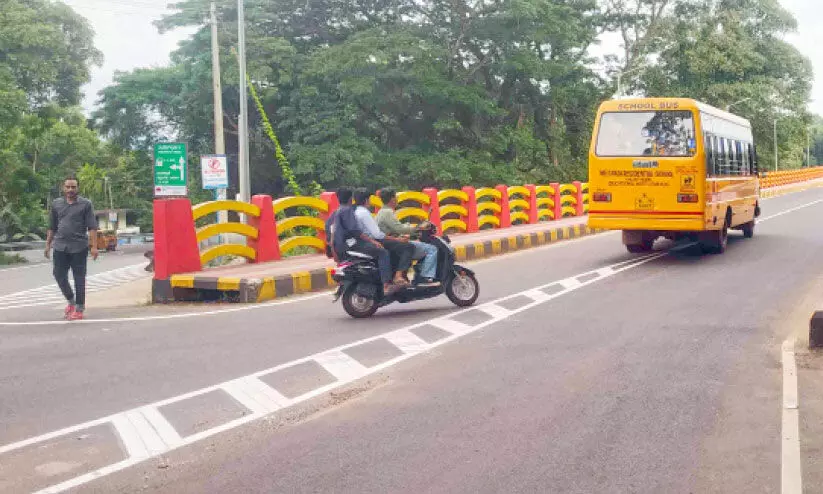 എളമരം പാലം തുറന്ന് അഞ്ചു മാസമായിട്ടും; ബസ് റൂട്ടായില്ല