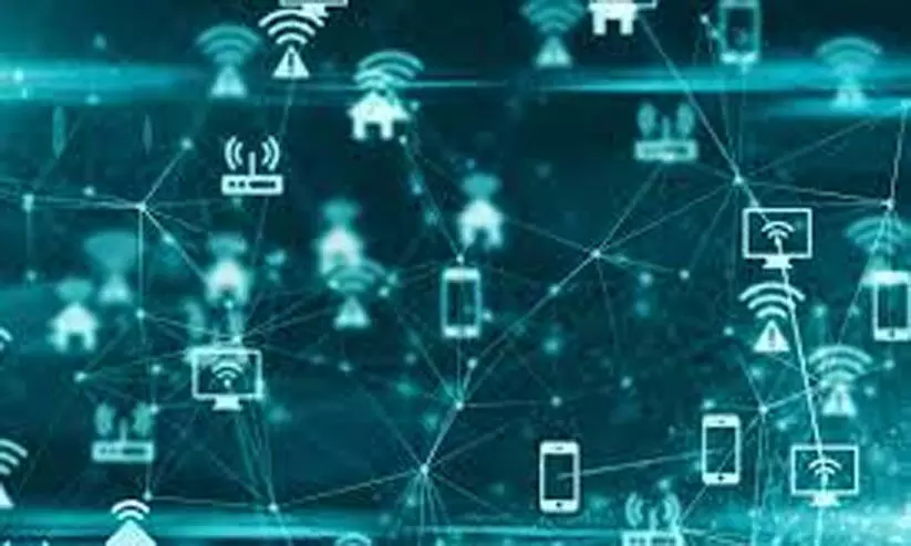 നെറ്റ്വർക്ക് തകരാർ: വലഞ്ഞ് ഉപഭോക്താക്കൾ നെറ്റ്വർക്ക് തകരാർ: വലഞ്ഞ് ഉപഭോക്താക്കൾ