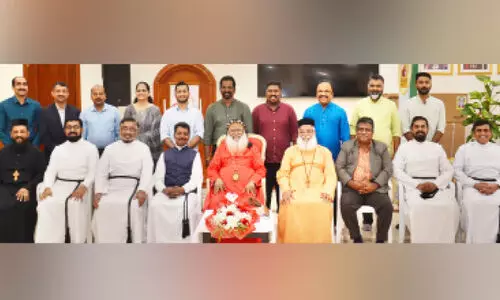 കാ​തോ​ലി​ക്ക ബാ​വ​ക്ക് കെ.​സി.​ഇ.​സി സ്വീ​ക​ര​ണം ന​ല്‍കി