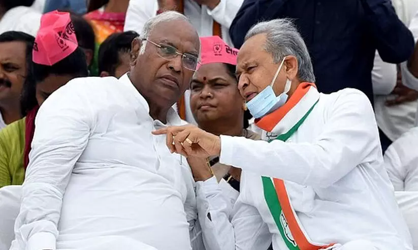 Ashok Gehlot, mallikarjun kharge Ashok Gehlot, mallikarjun kharge