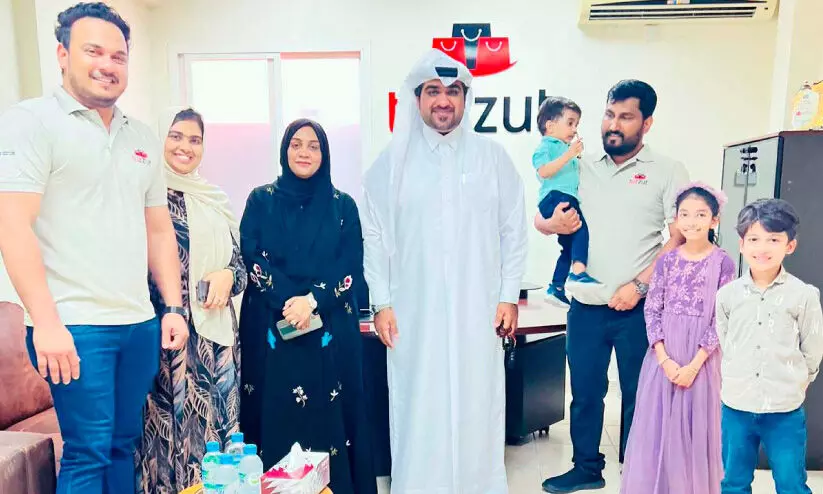 ടുസുറ്റ് കോർപറേറ്റ് ഓഫീസ് വക്റയിൽ ടുസുറ്റ് കോർപറേറ്റ് ഓഫീസ് വക്റയിൽ