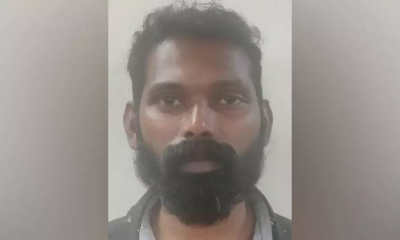 വനിതാ പൊലീസ് ഓഫിസറെ അപകീർത്തിപ്പെടുത്തിയ യുവാവ് അറസ്റ്റിൽ വനിതാ പൊലീസ് ഓഫിസറെ അപകീർത്തിപ്പെടുത്തിയ യുവാവ് അറസ്റ്റിൽ