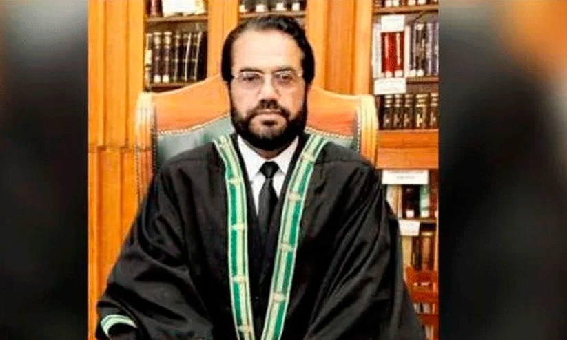 പാക് ഹൈകോടതി മുൻ ചീഫ് ജസ്റ്റിസ് വെടിയേറ്റ് മരിച്ചു പാക് ഹൈകോടതി മുൻ ചീഫ് ജസ്റ്റിസ് വെടിയേറ്റ് മരിച്ചു