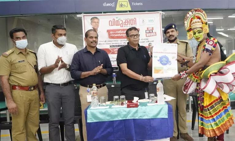 ലഹരി ഉപയോഗിക്കാൻ ആരെയും അനുവദിക്കരുതെന്ന് ബെഹ്റ ലഹരി ഉപയോഗിക്കാൻ ആരെയും അനുവദിക്കരുതെന്ന് ബെഹ്റ