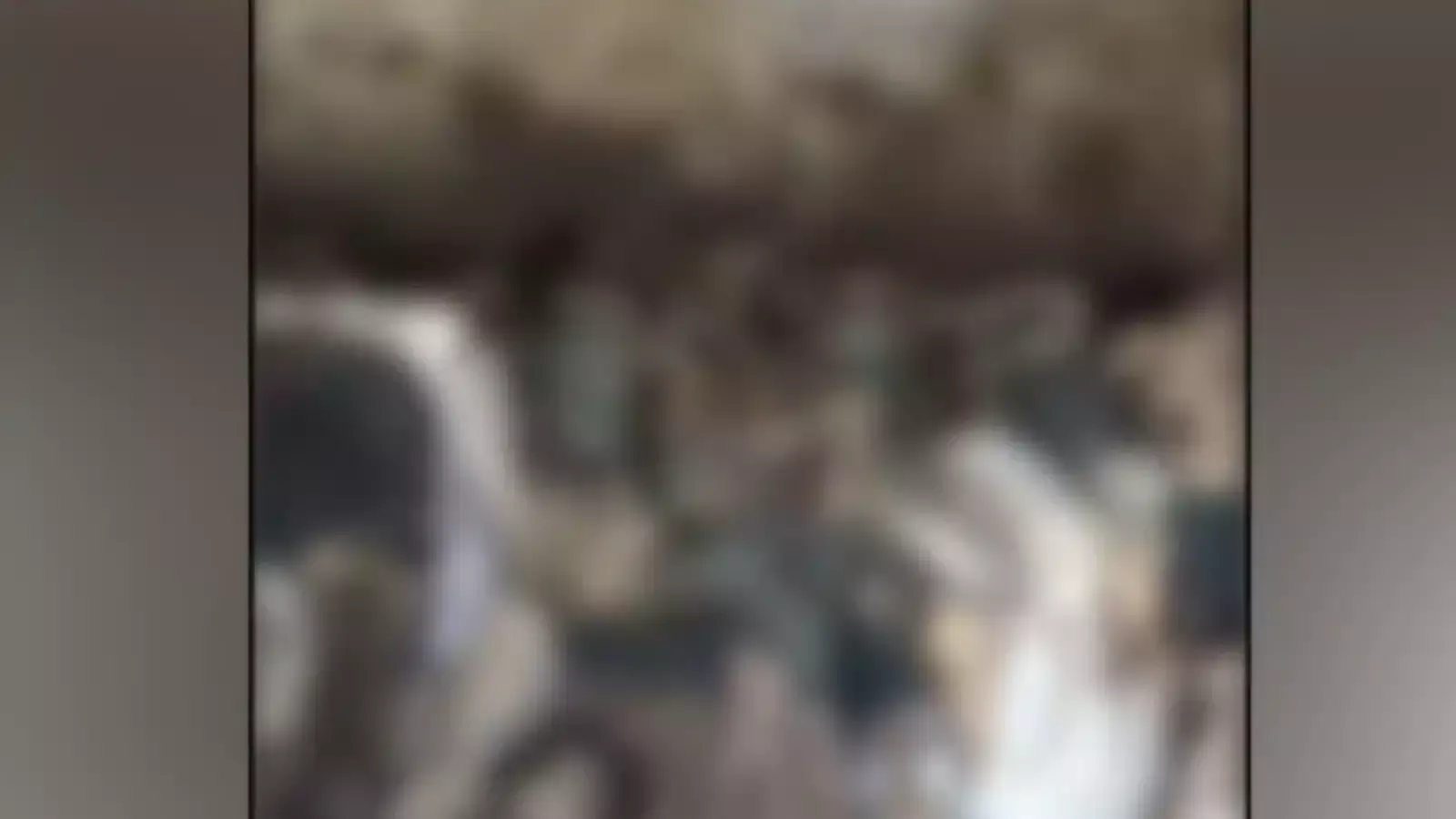 പാകിസ്താനിൽ ആശുപത്രിയുടെ മുകളിൽ അഴുകിയനിലയിൽ 200ഓളം മൃതദേഹങ്ങൾ പാകിസ്താനിൽ ആശുപത്രിയുടെ മുകളിൽ അഴുകിയനിലയിൽ 200ഓളം മൃതദേഹങ്ങൾ