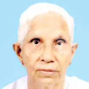 പ്ര​ഫ. ടി.​ജെ. ജോ​സ​ഫി​ന്‍റെ മാ​താ​വ്​ ഏ​ലി​ക്കു​ട്ടി