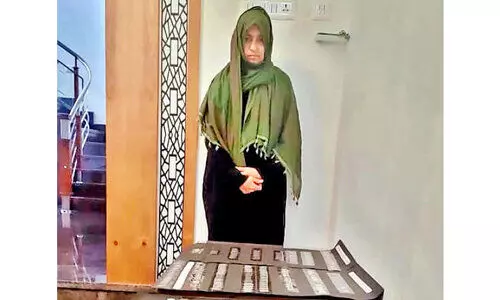 നാണയ-സ്റ്റാമ്പ്-കറൻസി ശേഖരം; വിസ്മയം തീർത്ത് അസ്മ