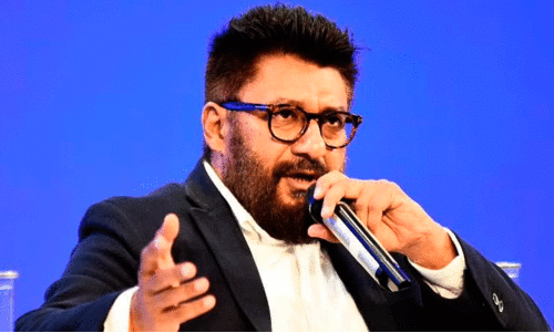 ഹിജാബ് നിരോധനം: ജസ്റ്റിസ് ധൂലിയയെ പരിഹസിച്ച് സംവിധായകൻ വിവേക് അഗ്നിഹോത്രി