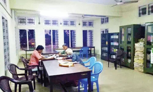 വായിക്കാനാവില്ല; കേസ് കൊടുക്കാം...