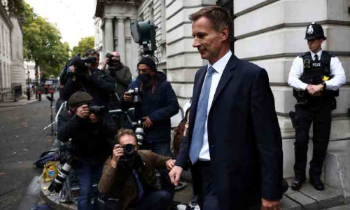 തെറ്റുസമ്മതിച്ച് പുതിയ ബ്രിട്ടീഷ് ധനമന്ത്രി