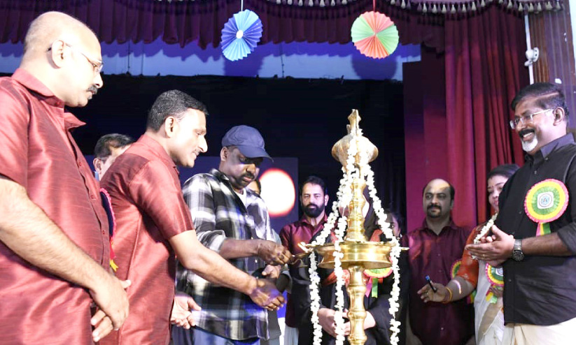 ഇ.ഡി.എ ഓണനിലാവ്ജാസി ഗിഫ്റ്റ് ഉദ്ഘാടനം ചെയ്തു ഇ.ഡി.എ ഓണനിലാവ്ജാസി ഗിഫ്റ്റ് ഉദ്ഘാടനം ചെയ്തു