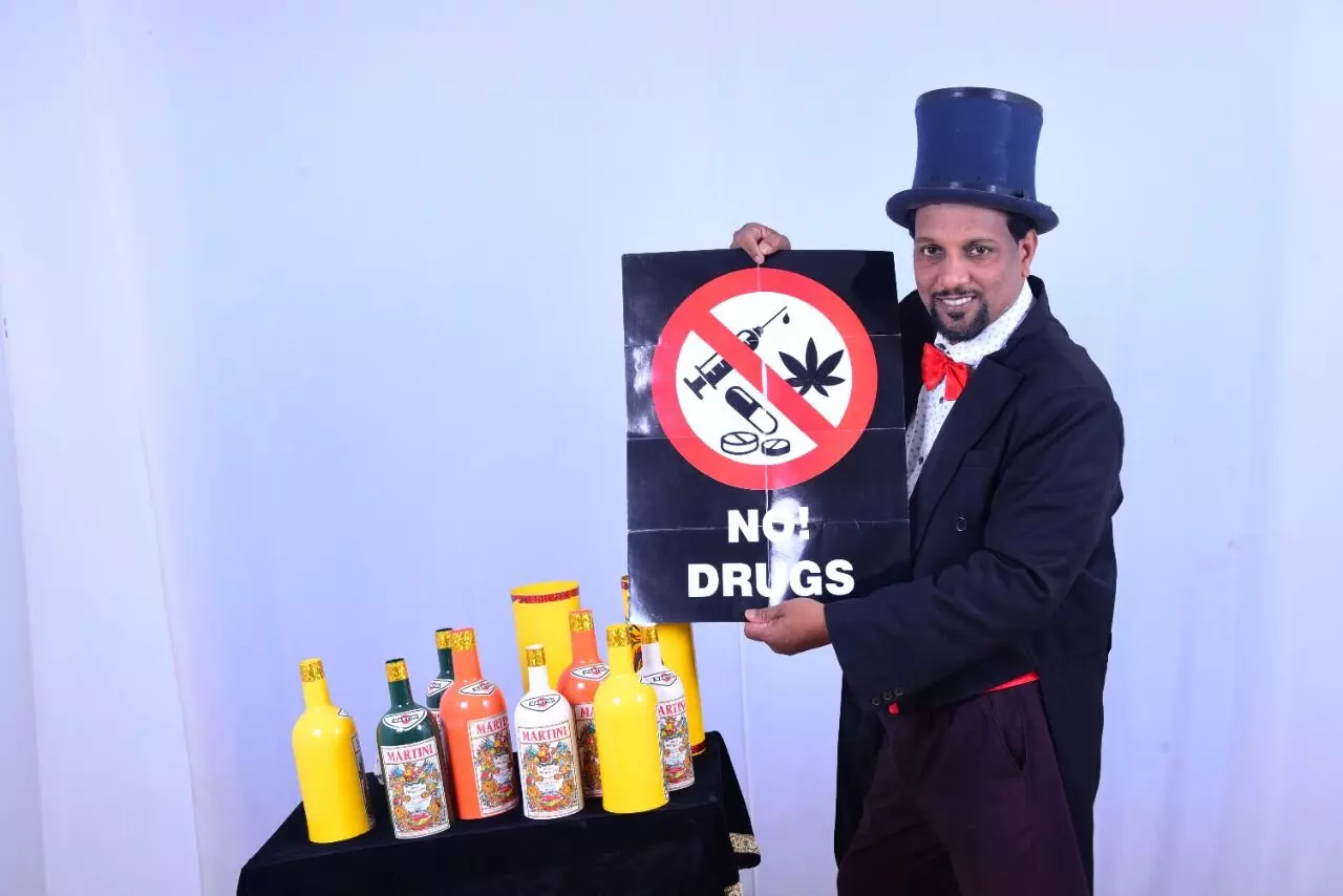 anti drug campaign by magician rajeev memunda anti drug campaign by magician rajeev memunda