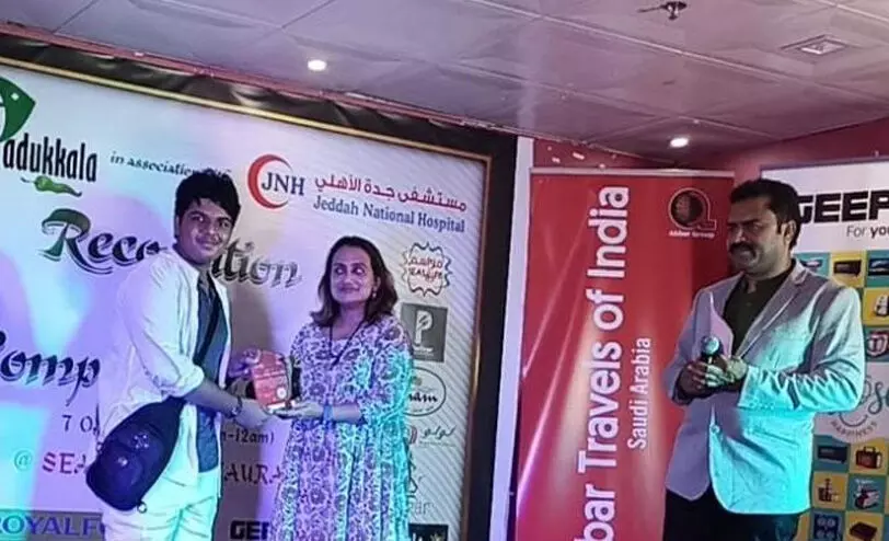 ഉന്നത വിജയം നേടിയ വിദ്യാർഥികളെ മലബാർ അടുക്കള ആദരിച്ചു ഉന്നത വിജയം നേടിയ വിദ്യാർഥികളെ മലബാർ അടുക്കള ആദരിച്ചു