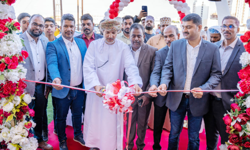 ആ​ർ.​എ​ഫ്.​സി ഫ്രൈ​ഡ്​ ചി​ക്ക​ൻ മൊ​ബെ​ല​യി​ൽ പ്ര​വ​ർ​ത്ത​നം തു​ട​ങ്ങി