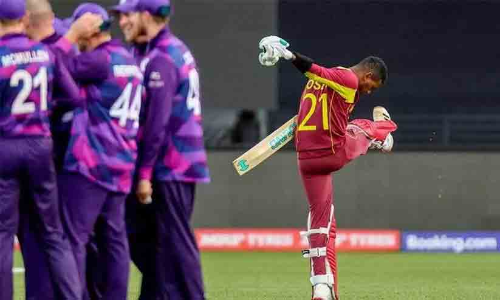 ട്വന്റി 20 ലോകകപ്പിൽ വീണ്ടും അട്ടിമറി; സ്കോട്ട്‍ലൻഡിനോട് കീഴടങ്ങി വെസ്റ്റിൻഡീസ്