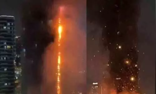 തുർക്കിയിൽ 24നില കെട്ടിടത്തിന് തീപിടിച്ചു -വിഡിയോ