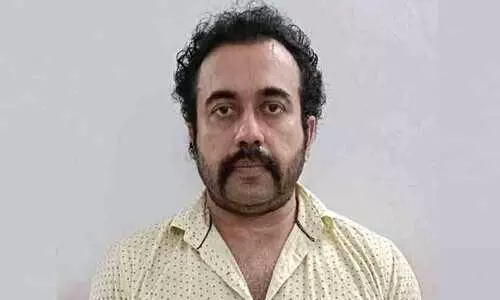 ആലുവയിൽ പെൺകുട്ടിയെ ലൈംഗികമായി ഉപദ്രവിച്ച ഡോക്ടർ അറസ്റ്റിൽ