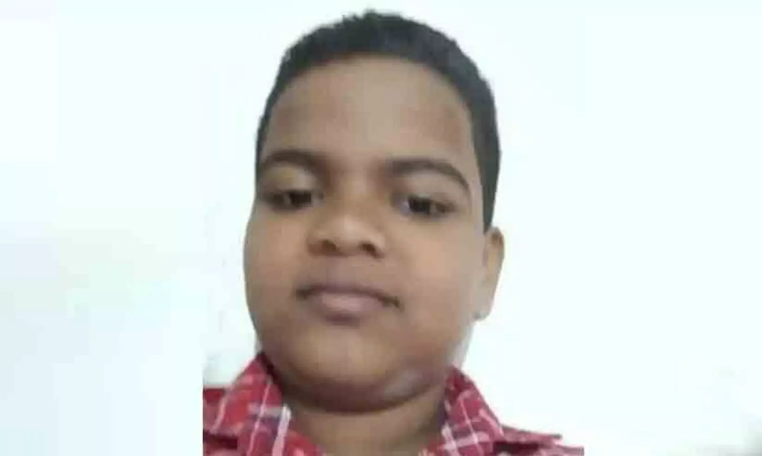 ആസിഡ് ഉള്ളിൽച്ചെന്ന് വിദ്യാർഥി മരിച്ച സംഭവം: അന്വേഷണം സി.ബി.സി.ഐ.ഡിക്ക്; മൃതദേഹം ഏറ്റുവാങ്ങില്ലെന്ന് ബന്ധുക്കൾ