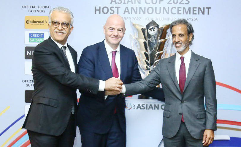 ആഘോഷങ്ങൾ നിലക്കുന്നില്ല ആഘോഷങ്ങൾ നിലക്കുന്നില്ല