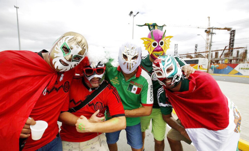 ലോകകപ്പിൽ മെക്സിക്കൻ മാസ്കിന് വിലക്കില്ല ലോകകപ്പിൽ മെക്സിക്കൻ മാസ്കിന് വിലക്കില്ല