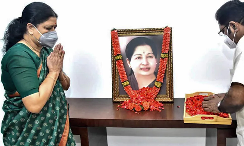 J Jayalalithaa, VK Sasikala J Jayalalithaa, VK Sasikala