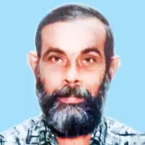 വി​ജ​യ​കു​മാ​ർ ക​മ്മ​ത്ത്​