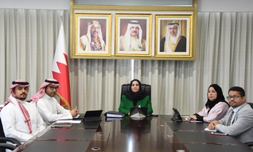 Health Minister receives Director at GCC Health Council