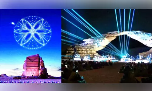 അൽഹിജ്ർ മാനത്ത് പ്രകാശവിസ്മയം വരഞ്ഞ് ഡ്രോൺ ഷോ