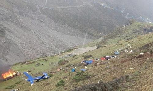 7 killed as helicopter crashes near Kedarnath Dham in Ukhand, CM orders probe