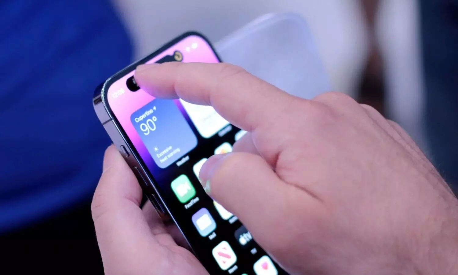 ആദ്യമൊരു സന്ദേശം, പിന്നെ ഫോൺ നിശ്ചലം; പ്രശ്നം തീരാതെ ഐഫോൺ 14, സമ്മതിച്ച് ആപ്പിൾ