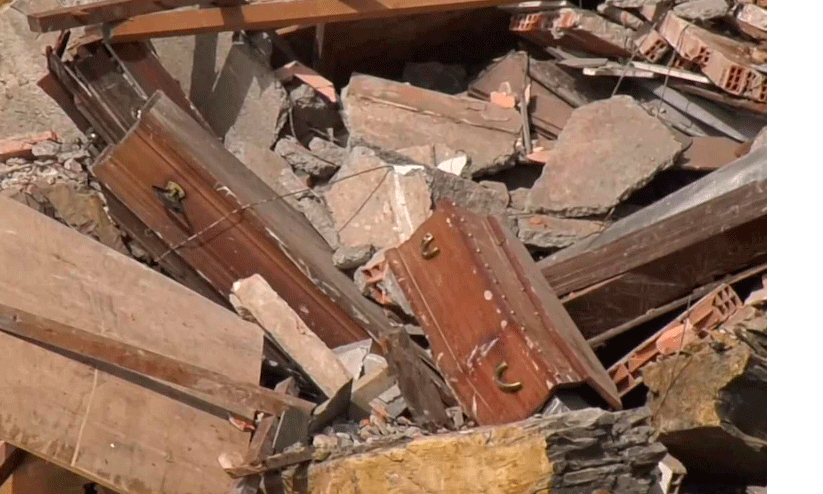 ഇറ്റലിയിൽ ശ്മശാനം തകർന്ന് ശവപ്പെട്ടികൾ പുറത്തേക്ക് വീണു