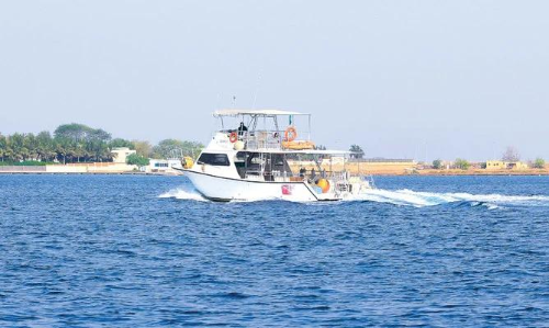 മറൈൻ ടൂറിസം മേഖലയിലേക്ക് ഇനി സൗദി വനിതകളും