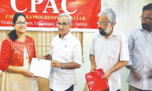 വൈവിധ്യത്തിന്റെ മഹത്ത്വം എഴുത്തുകാർ ഉയർത്തിപ്പിടിക്കണം -ഇ.പി. രാജഗോപാലൻ