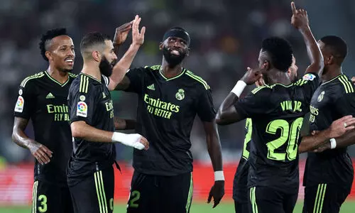 ഗോളടിച്ച് ബെൻസേമ; എൽചെയെ മൂന്നു ഗോളിന് തകർത്ത് റയലിന്‍റെ തേരോട്ടം