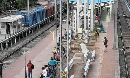 കണ്ണ്​ മുഴുവൻ ലാഭത്തിൽ; റെയിൽവേയിൽ ആളില്ലാതെ ​​3.12 ലക്ഷം ​കസേരകൾ