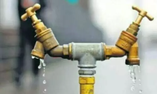 കരാറുകാരുടെ സമരം; അറ്റകുറ്റപ്പണിക്ക്​ ആളില്ല; ജലവിതരണം താളംതെറ്റി