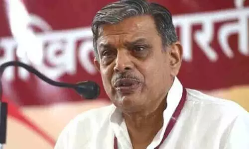 ജനസംഖ്യയിൽ കടിച്ചുതൂങ്ങി ആർ.എസ്.എസ്: മതംമാറ്റവും കുടിയേറ്റവും ജനസംഖ്യാ അസന്തുലിതാവസ്ഥയ്ക്ക് കാരണം; ഇന്ത്യയിൽ യുവാക്കൾ കുറയും വൃദ്ധർ കൂടും