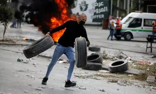 രണ്ടുപേരെ വധിച്ച് ഇസ്രായേൽ; സമരവുമായി ഫലസ്തീനികൾ