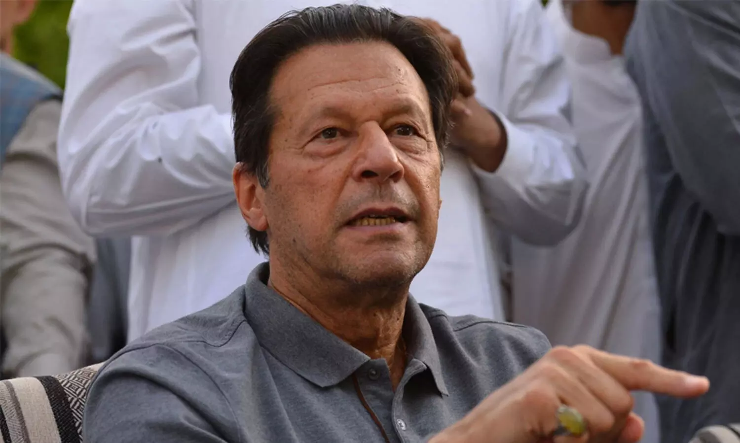 ഇംറാൻ ഖാനെ അയോഗ്യനാക്കി തെരഞ്ഞെടുപ്പ് കമീഷൻ