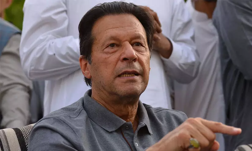 ഇംറാൻ ഖാനെ അയോഗ്യനാക്കി തെരഞ്ഞെടുപ്പ് കമീഷൻ