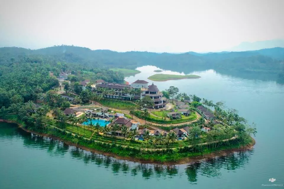 താജ് ഗ്രൂപ്പ് 120 കോടിയുടെ നിക്ഷേപവുമായി വയനാട്ടിൽ താജ് ഗ്രൂപ്പ് 120 കോടിയുടെ നിക്ഷേപവുമായി വയനാട്ടിൽ