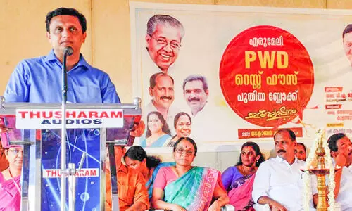 ഓ​ൺ​ലൈ​ൻ ബു​ക്കി​ങ്: റെ​സ്റ്റ് ഹൗ​സി​ൽ​നി​ന്ന് നാ​ലു കോ​ടി​യോ​ളം വ​രു​മാ​നം -മ​ന്ത്രി മു​ഹ​മ്മ​ദ് റി​യാ​സ്