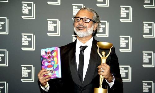 ബു​ക്ക​റും ഷെ​​ഹാ​​ന്‍ ക​​രു​​ണ​​തി​​ല​​ക​ പ​റ​യു​ന്ന ശ്രീലങ്കൻ യാ​ഥാ​ർ​ഥ്യ​ങ്ങളും