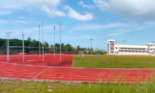 ഫീസാണ് മുഖ്യം, കളി പിന്നെ: ഇങ്ങനെയും ഒരു സ്റ്റേഡിയം ഫീസാണ് മുഖ്യം, കളി പിന്നെ: ഇങ്ങനെയും ഒരു സ്റ്റേഡിയം